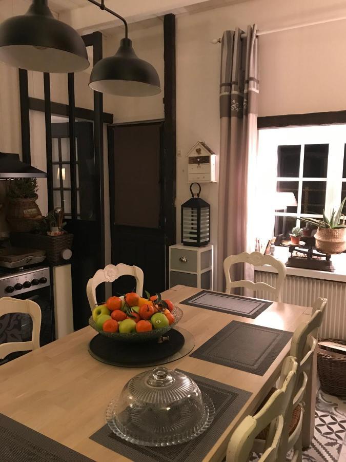 L'Atelier De Jocelyne Leilighet Beuzeville Eksteriør bilde